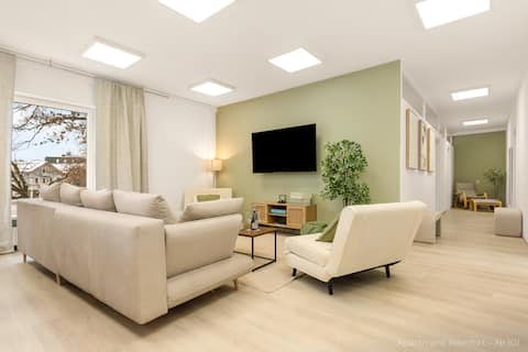 Apartment 1st floor lefthand 150qm²