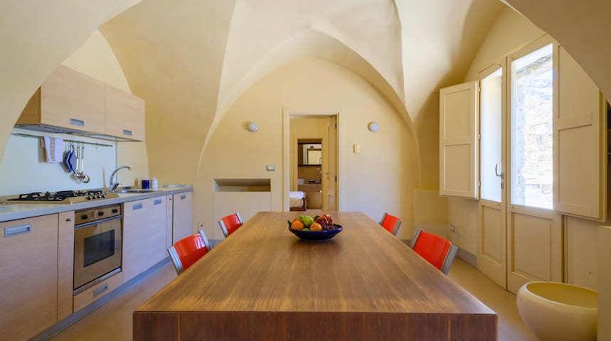 Symphonya Luxury Holiday Rentals managed Airbnb listing 1