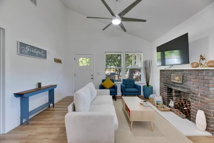 Check In Coastal Stays managed Airbnb listing 3