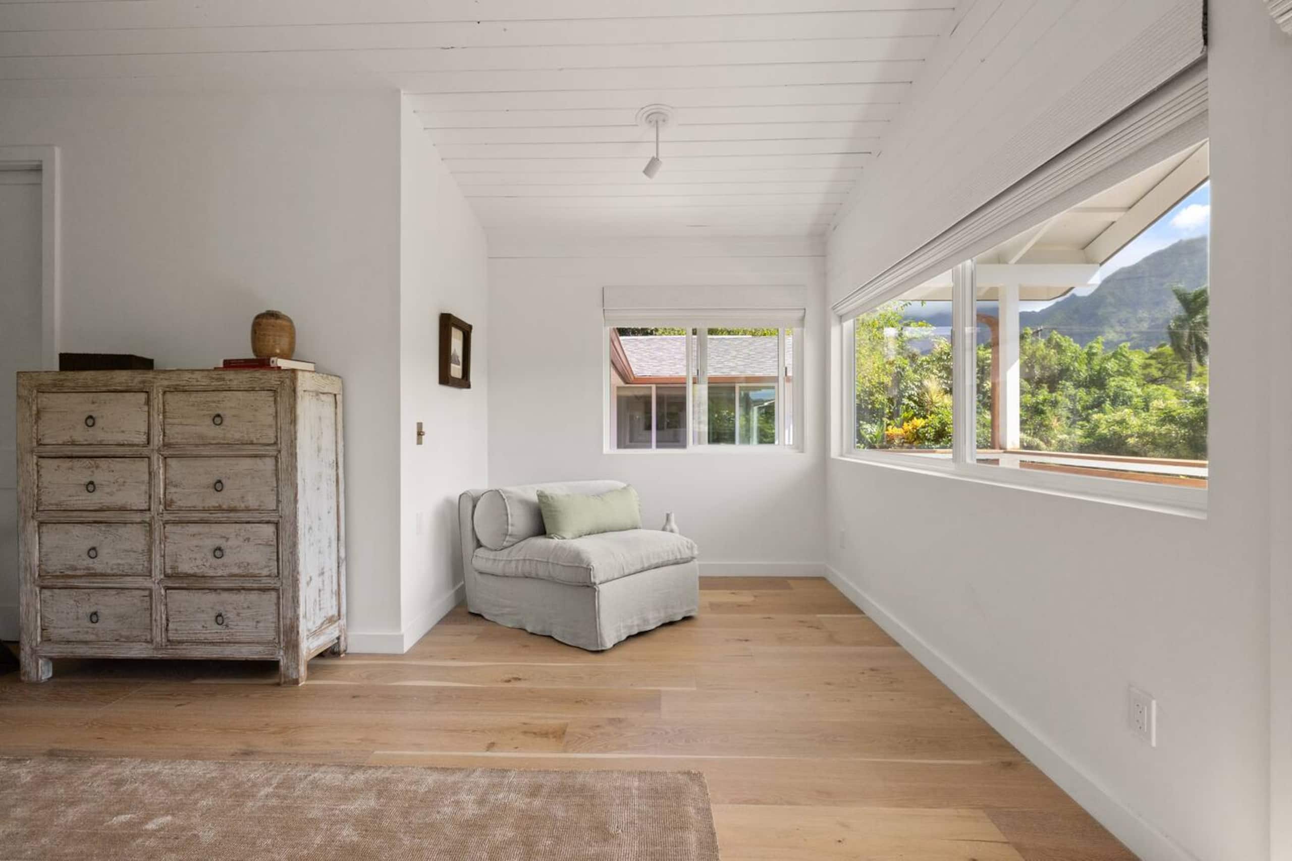 Home in Hanalei · ★5.0 · 5 bedrooms · 5 beds · 4 baths - Image 5
