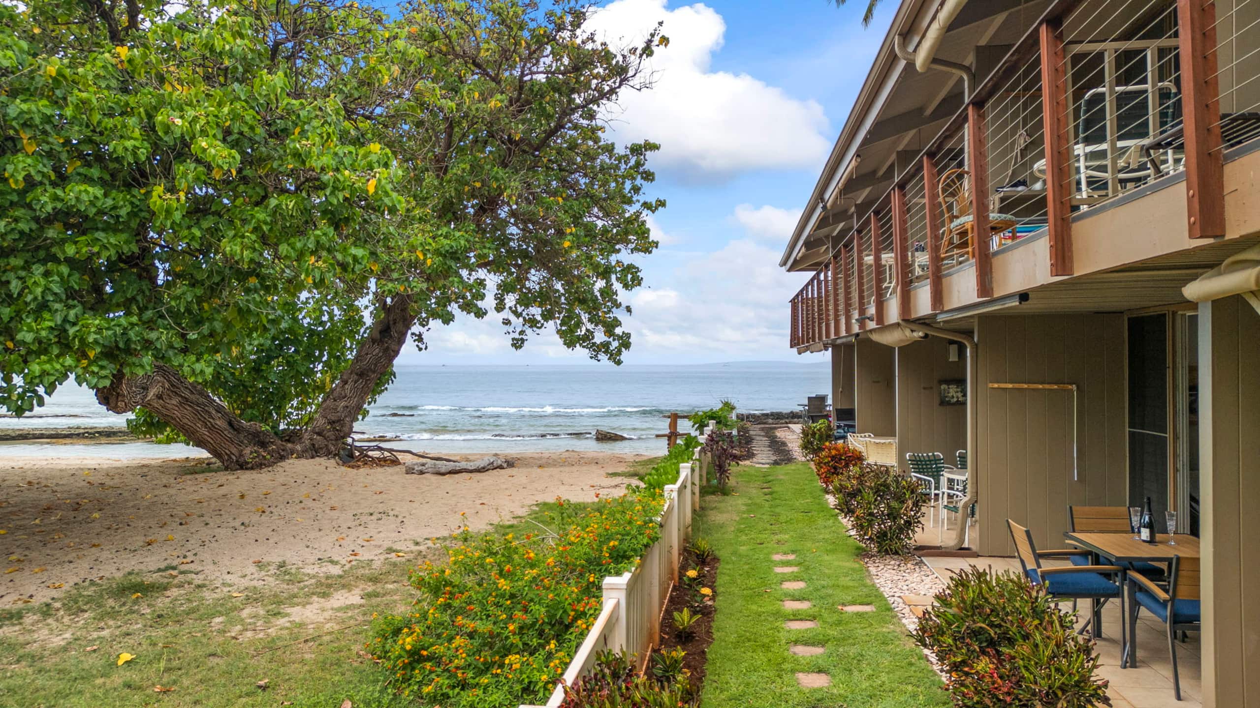 Condo in Lahaina · ★5.0 · 1 bedroom · 1 bed · 1 private bath - Image 43