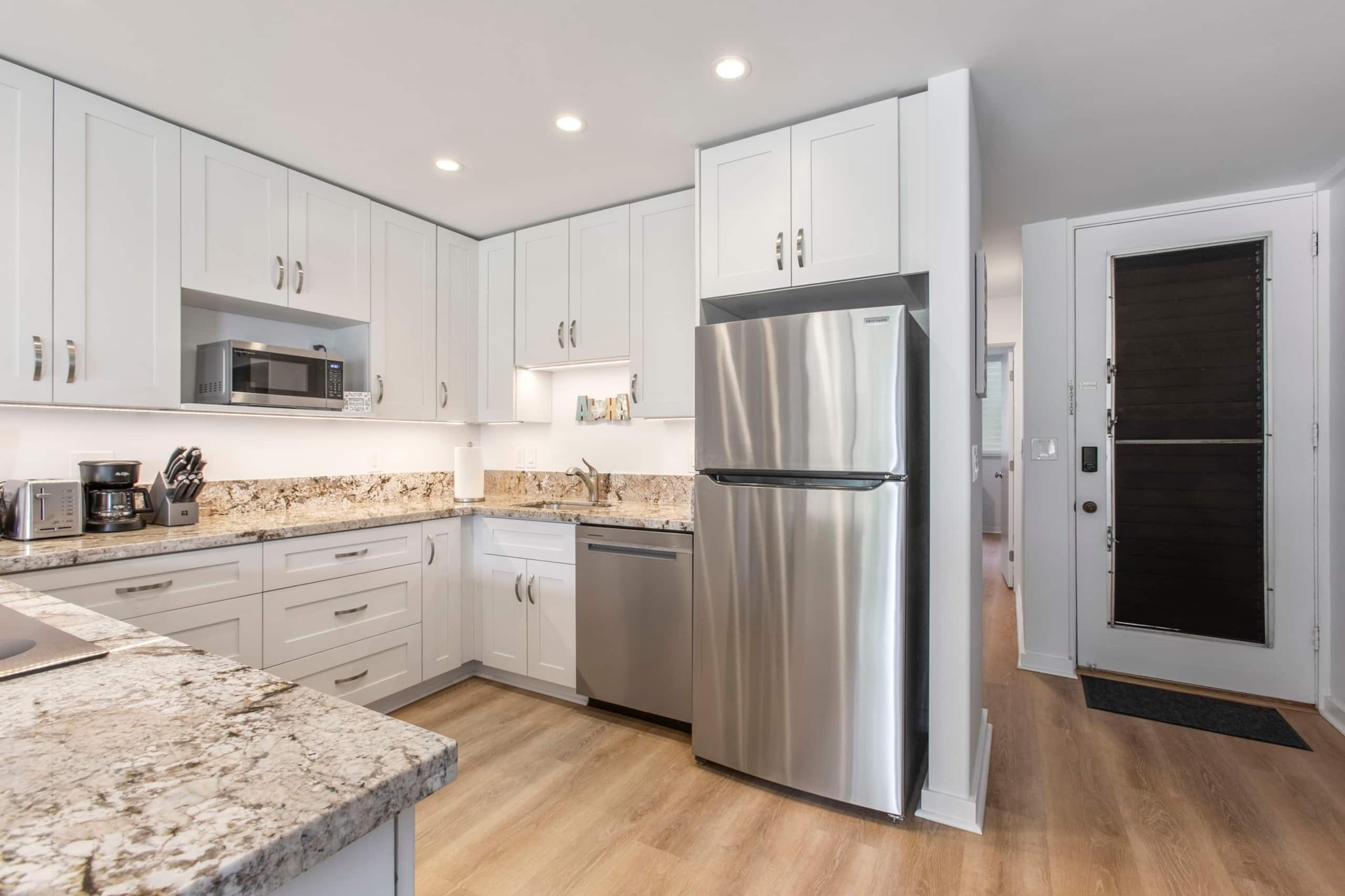 Condo in Lahaina · ★5.0 · 1 bedroom · 1 bed · 1 private bath - Image 11