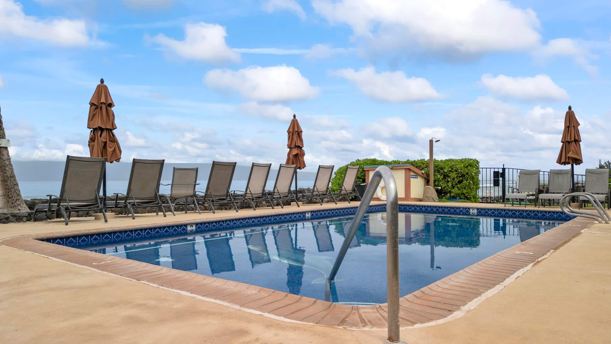 Condo in Lahaina · ★5.0 · 1 bedroom · 1 bed · 1 private bath - Image 31
