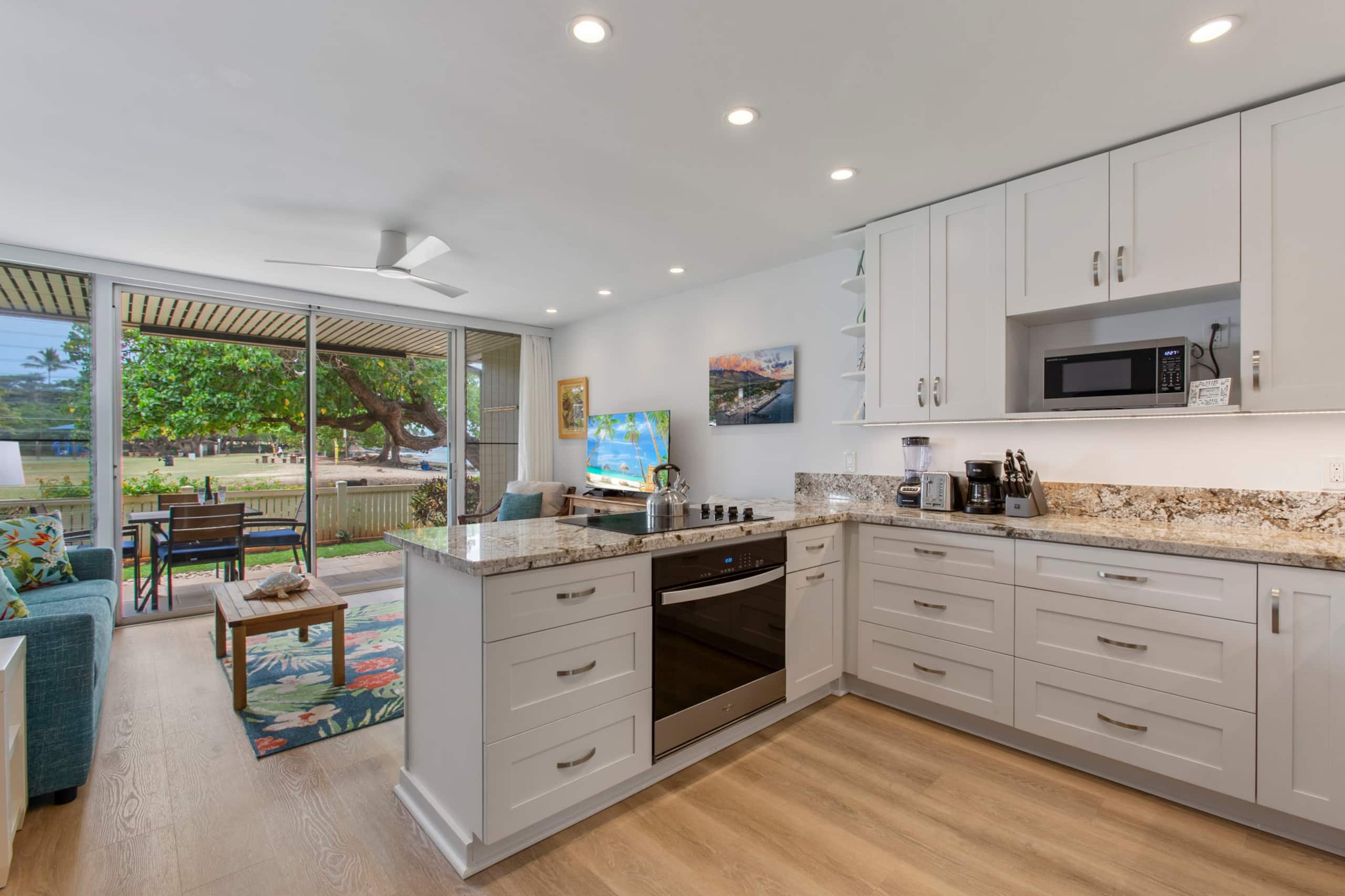 Condo in Lahaina · ★5.0 · 1 bedroom · 1 bed · 1 private bath - Image 16
