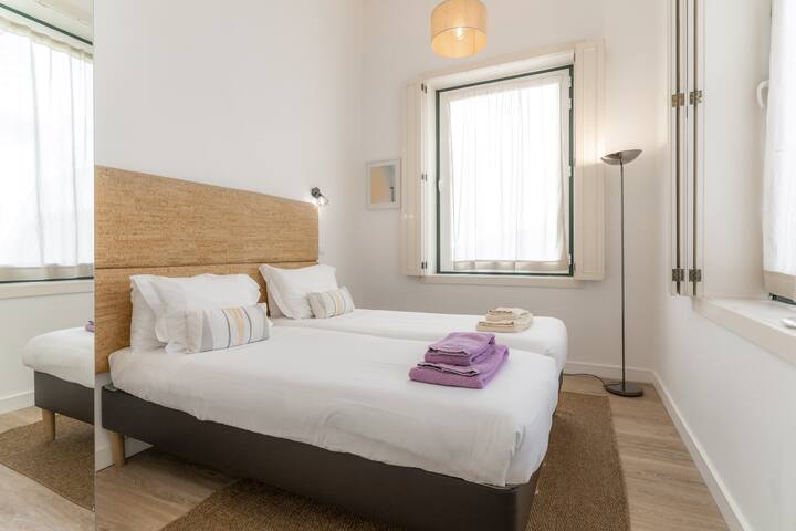 Lv Premier Chiado CH5- ac, elevator, central NEW gallery image 4