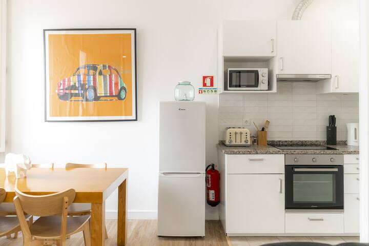 Lv Premier Chiado CH5- ac, elevator, central NEW gallery image 5