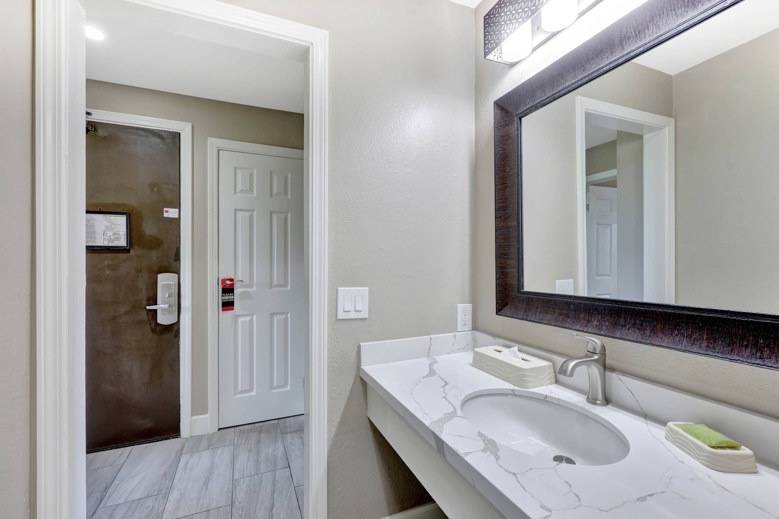 Condo in Kapaa · ★5.0 · 1 bedroom · 2 beds · 1 private bath - Image 17