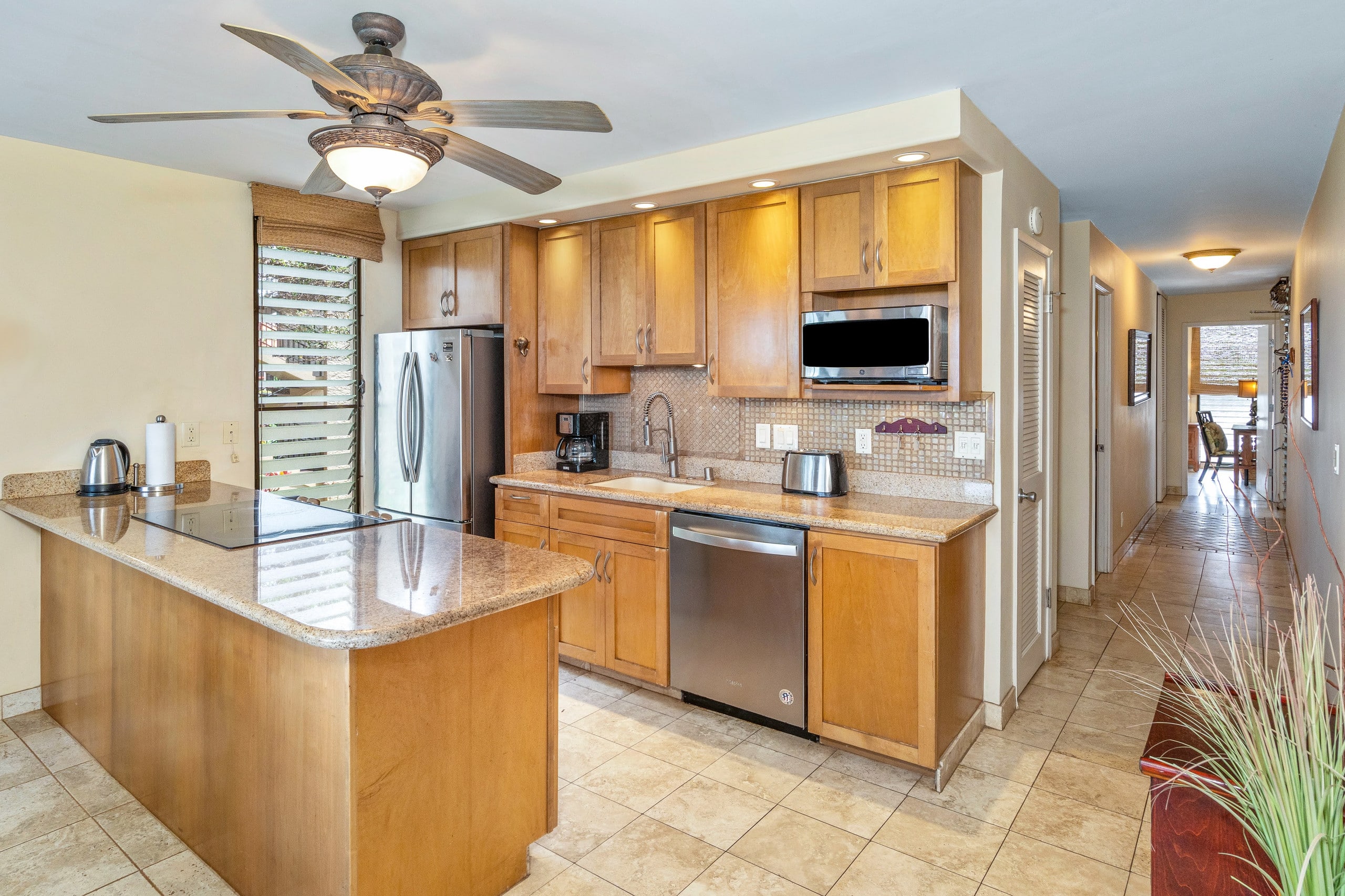 Oceanfront, Panoramic View, A/C, Free Wifi LEI205 - Image 10