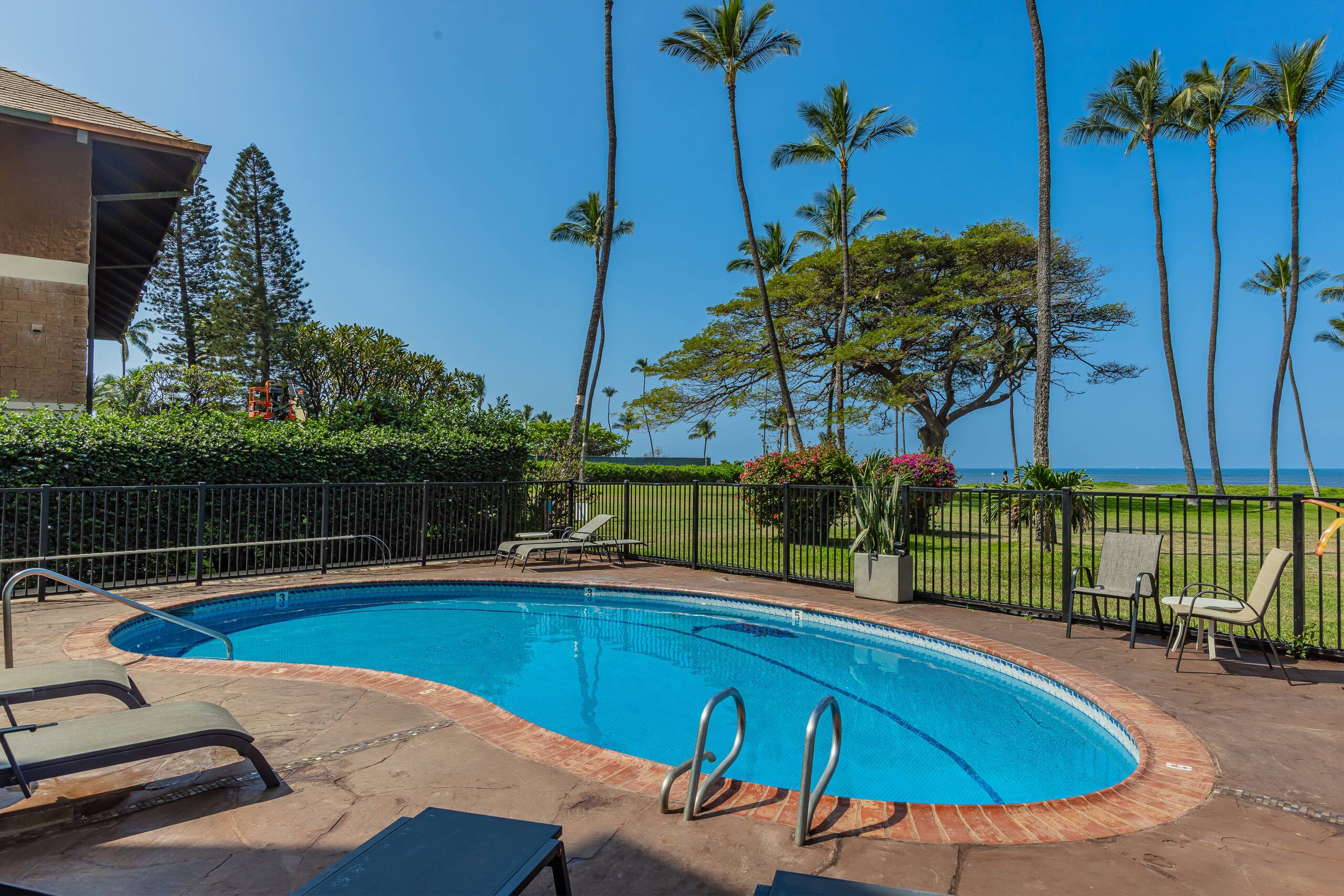 Oceanfront, Panoramic View, A/C, Free Wifi LEI205 - Image 40