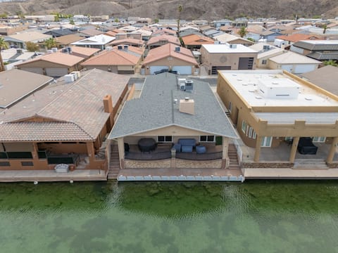 Apache Fyre, Canal Front Dock, Moovlaya Keys