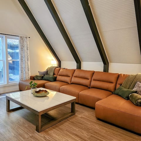 RockFall Retreat! Nature's Haven