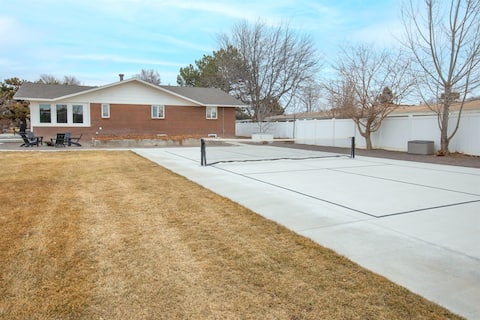 Courtside Estates • Luxury Stay w/ Pickleball