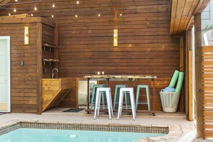 Haven de Luz: A Tranquil Retreat ~ Pool|Spa|Sauna gallery image 4