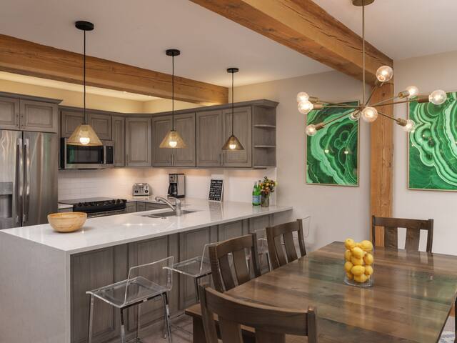 CoralTree Residences managed Airbnb listing 3