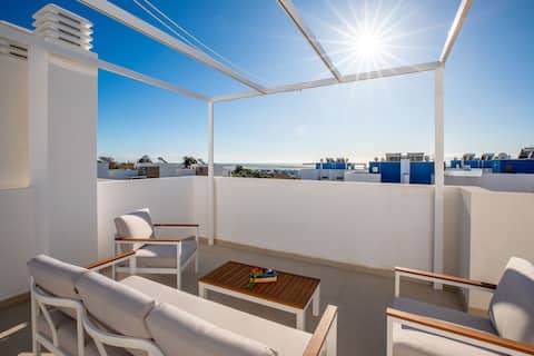 Margarida House, New Art