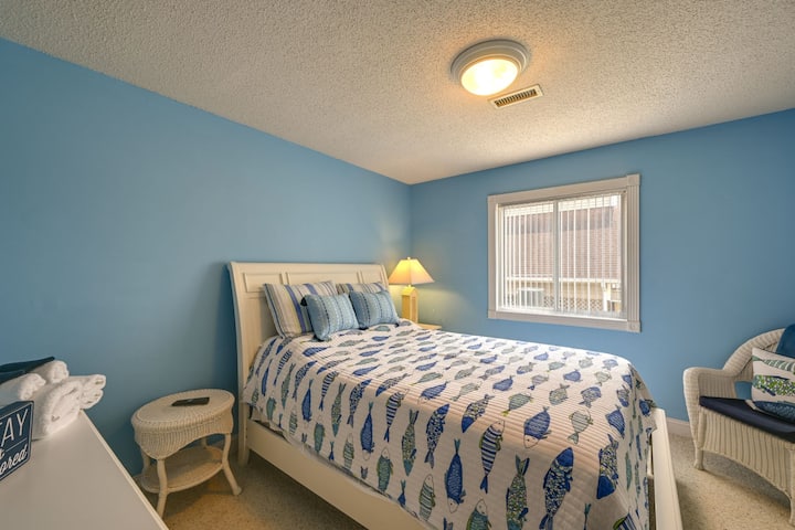  ห้องนอน 2: เตียงควีนไซส์