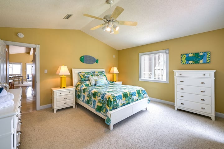  ห้องนอนใหญ่: เตียงควีนไซส์✔️ห้องน้ำในตัว