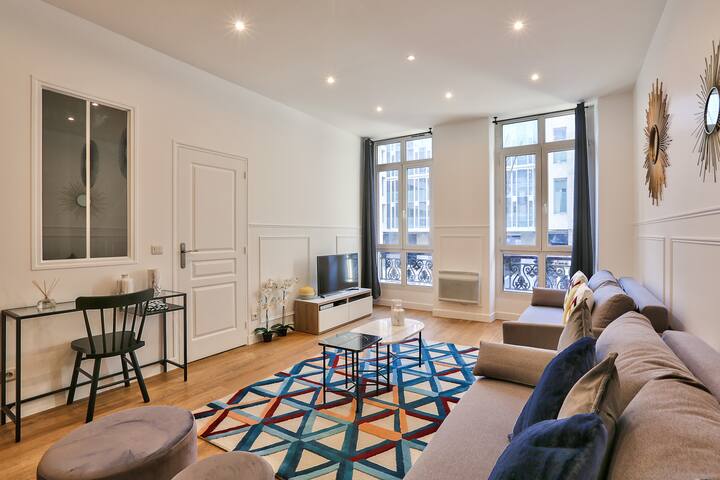 Urban Flat in Paris managed Airbnb listing 3