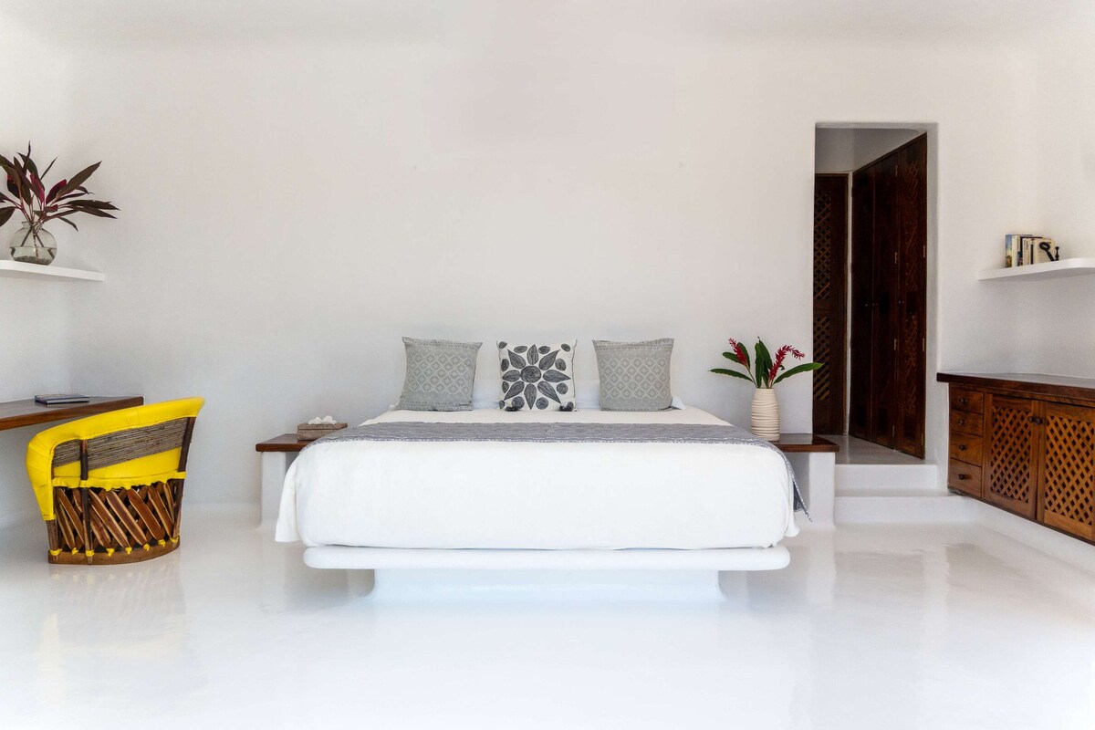 Slaapkamer aan het zwembad - Kingsize bed