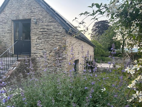 Beeskness ~ Luxury Country Cottage on Exmoor