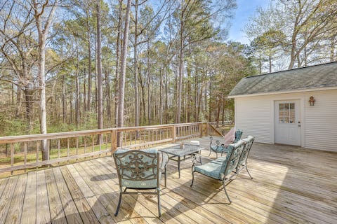 2 Mi to Downtown: Work & Play at El Dorado Getaway