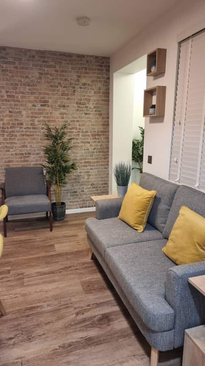 Boxford Lodge- Serviced Apartment- Ascot, Windsor - Wokingham