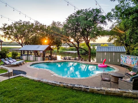 Château Lakefront | Pool, Hot Tub, Sleeps 18
