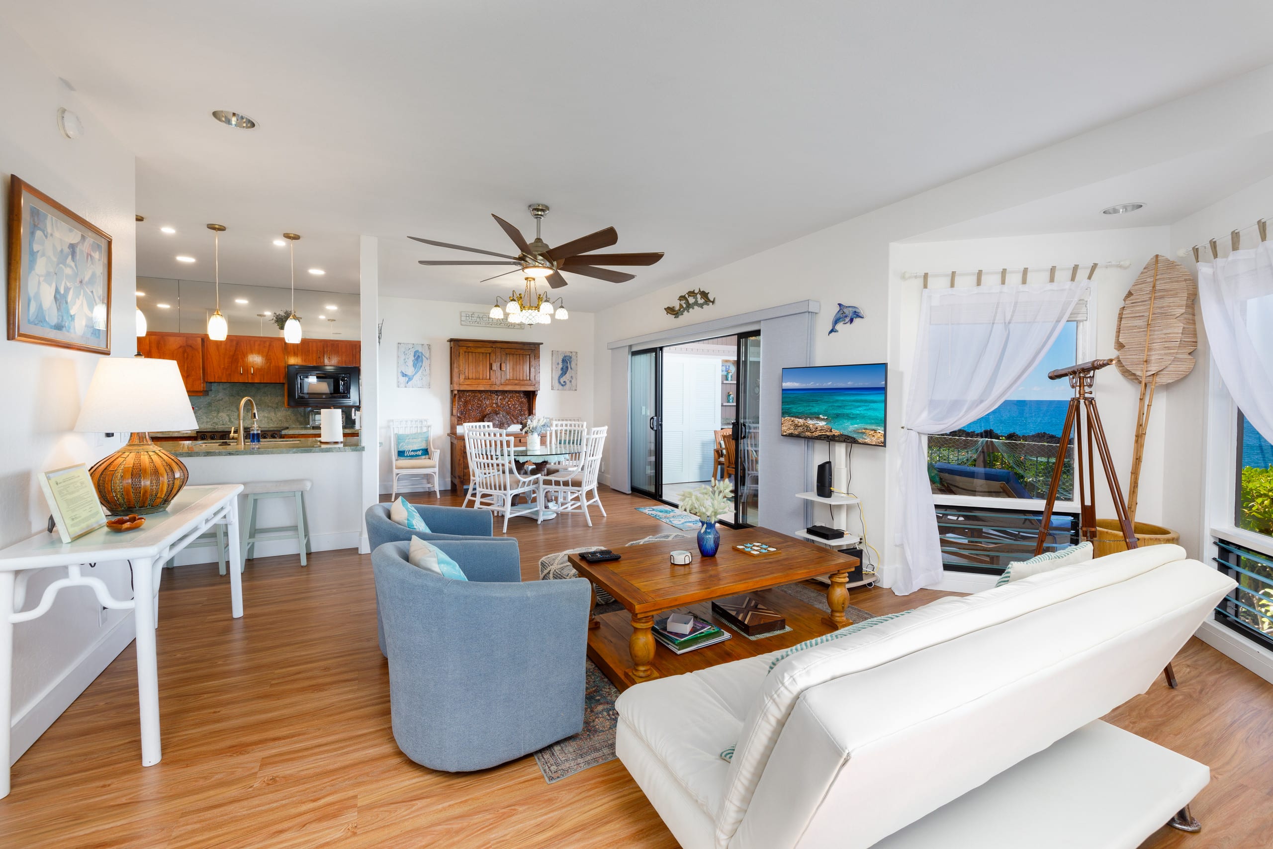 Condo in Kailua-Kona · ★4.89 · 2 bedrooms · 4 beds · 2 baths - Image 5