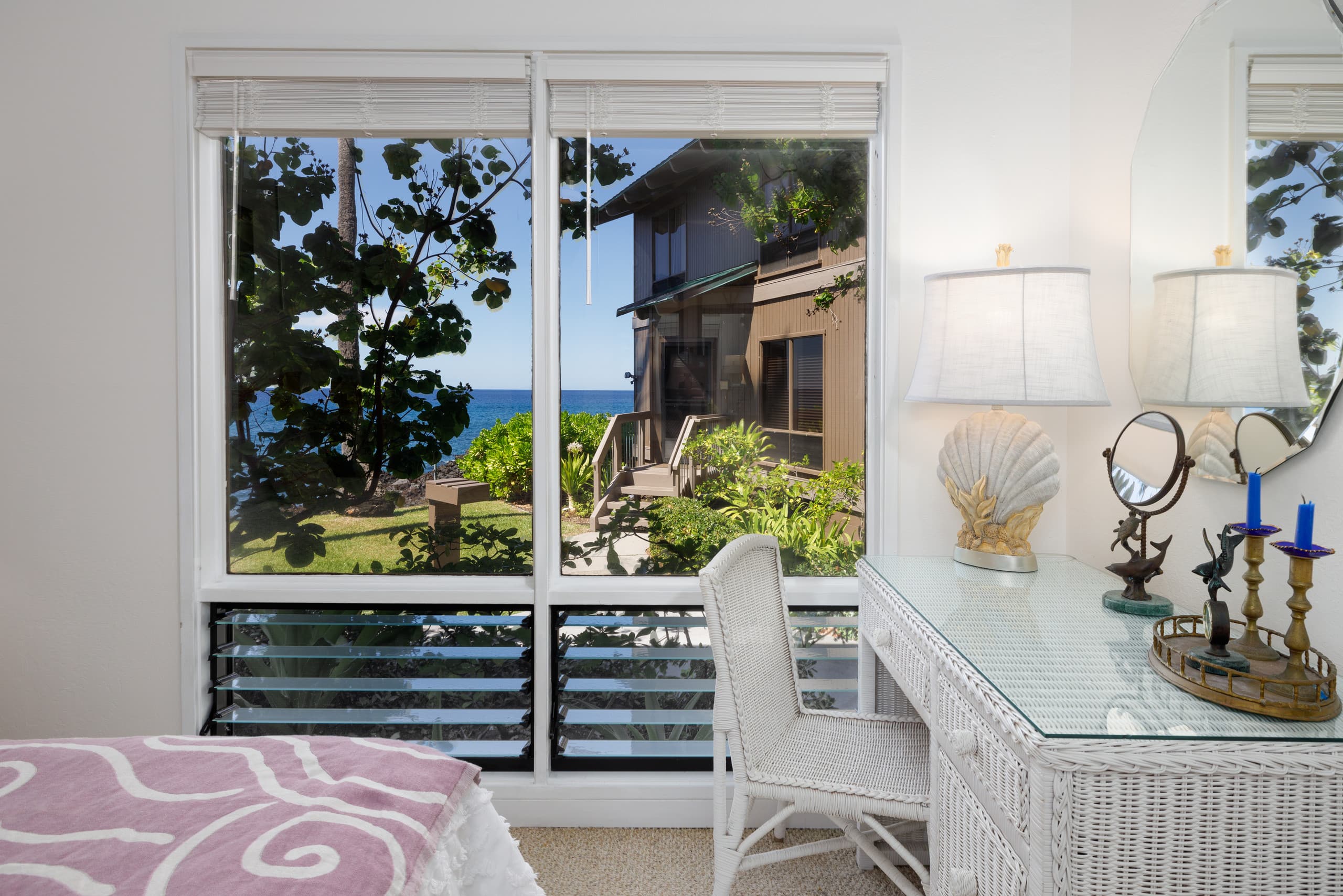 Condo in Kailua-Kona · ★4.89 · 2 bedrooms · 4 beds · 2 baths - Image 22