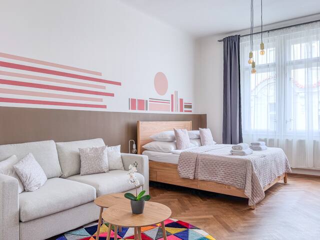 Charming Old Town apartment near Old Town square