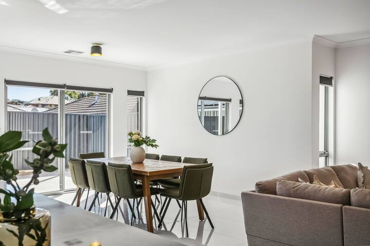 Kids Play Room | 75 Inch TV | WFH Space gallery image 4