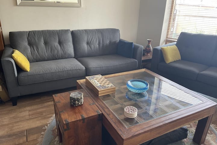 Lovely 2-bed Apartment -Sleeps 5 & Parking - Dunboyne