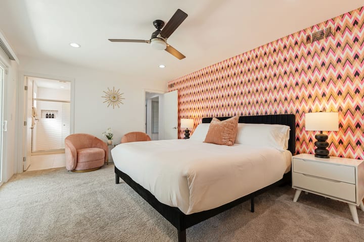 Oasis del Sol: impresionante casa con piscina en Palm Springs con increíbles vistas a la montaña | Prepárate con propiedades