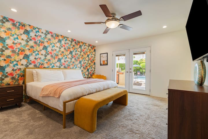 Oasis del Sol: impresionante casa con piscina en Palm Springs con increíbles vistas a la montaña | Prepárate con propiedades