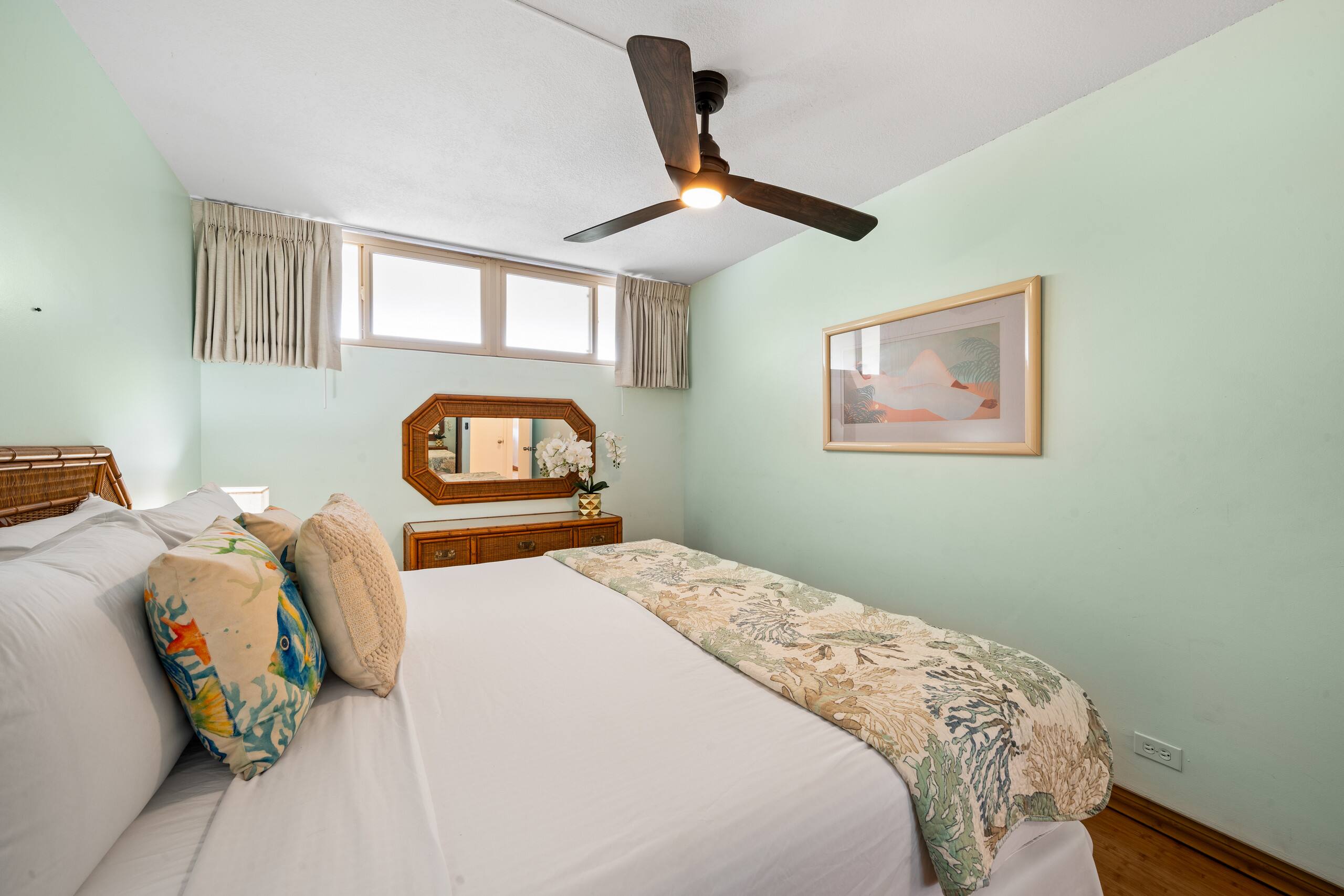 Condo in Lahaina · ★4.17 · 1 bedroom · 2 beds · 1 bath - Image 19