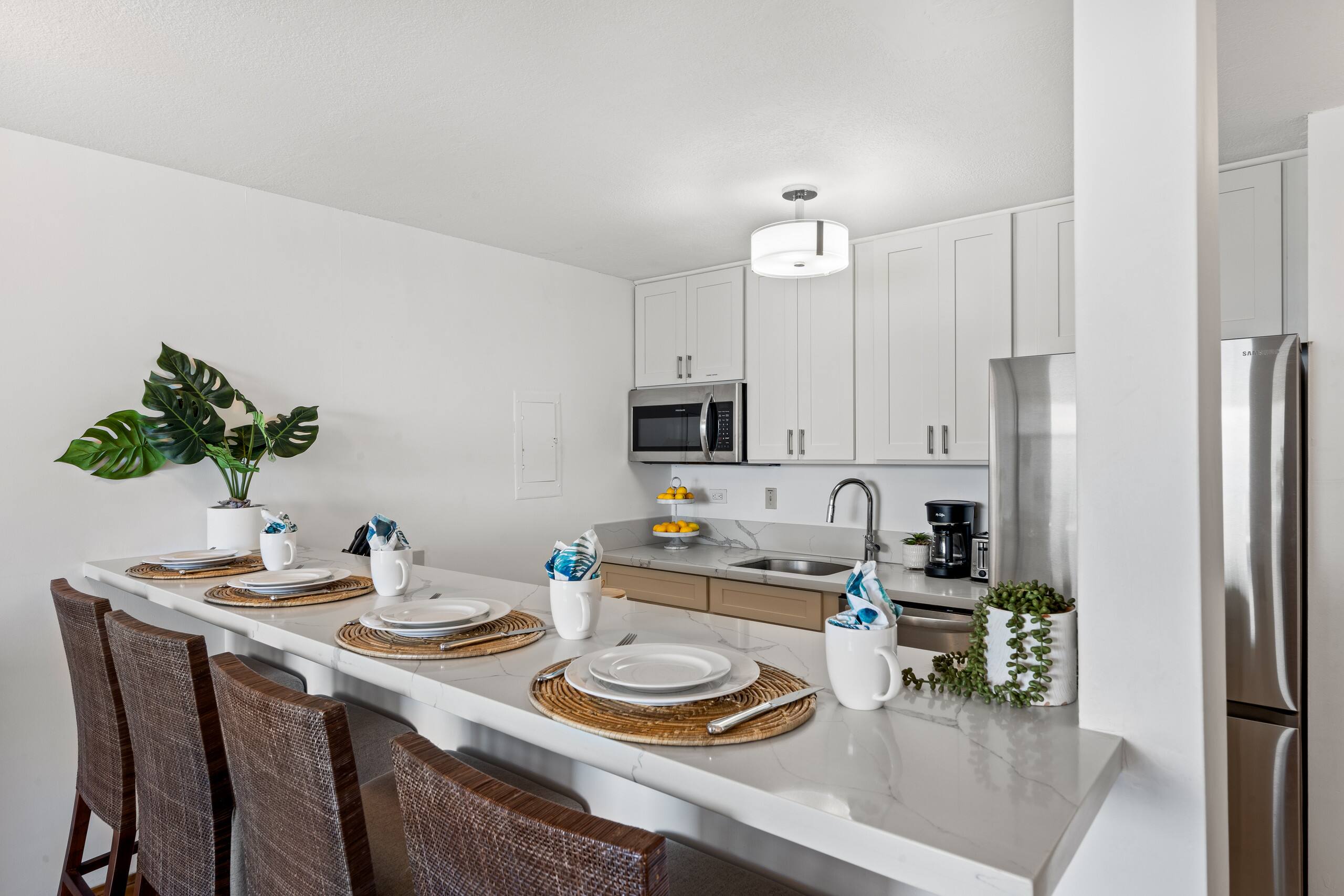 Condo in Lahaina · ★4.17 · 1 bedroom · 2 beds · 1 bath - Image 9