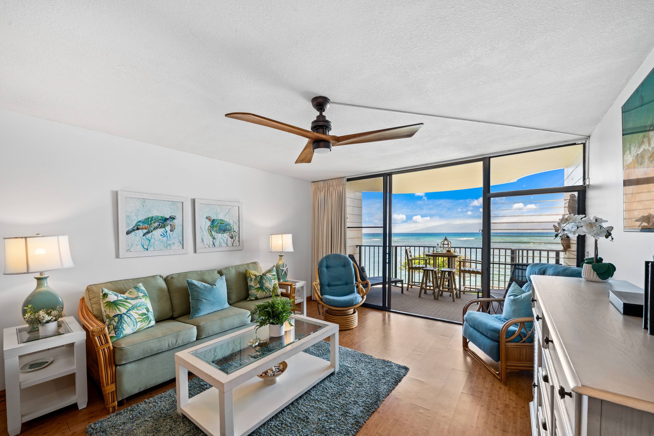 Condo in Lahaina · ★4.17 · 1 bedroom · 2 beds · 1 bath - Image 2