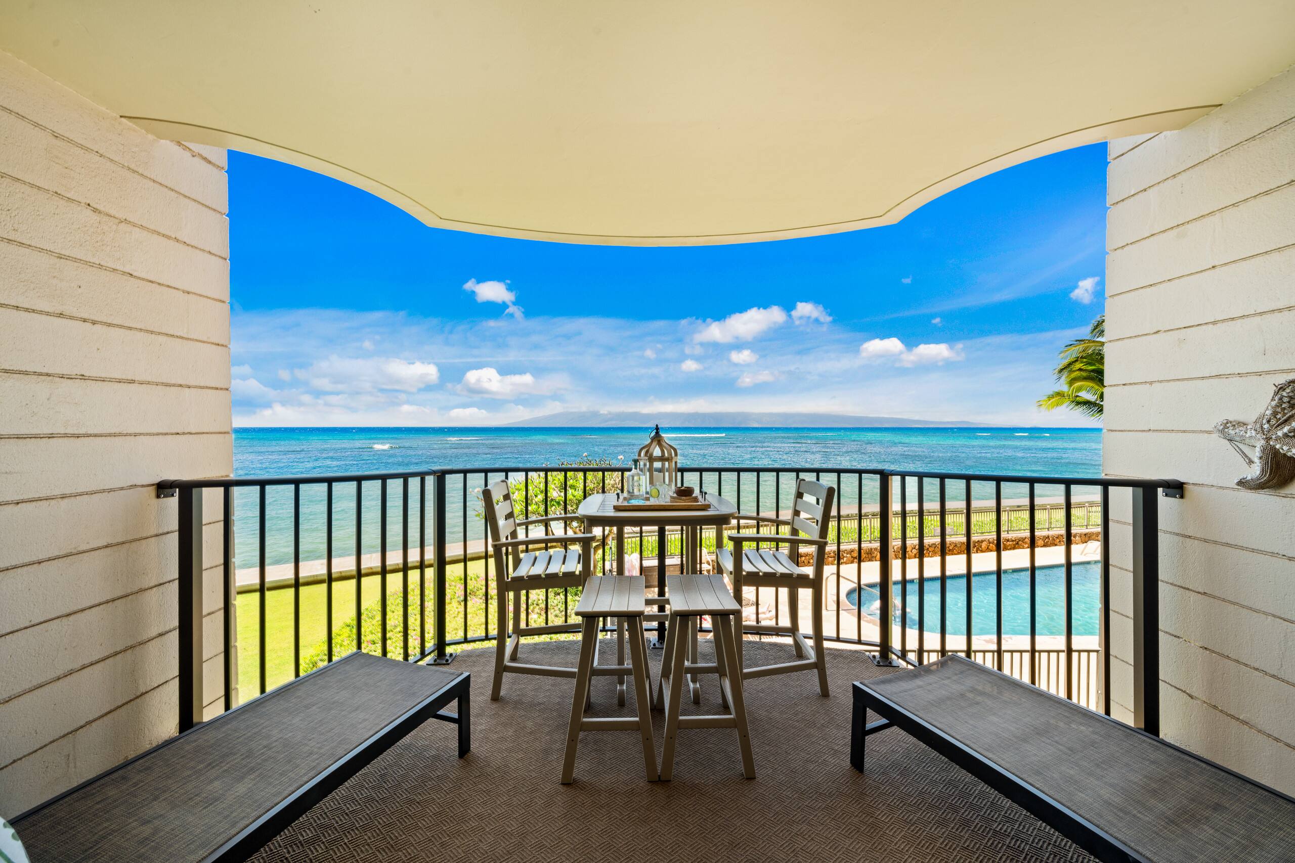 Condo in Lahaina · ★4.17 · 1 bedroom · 2 beds · 1 bath - Image 26