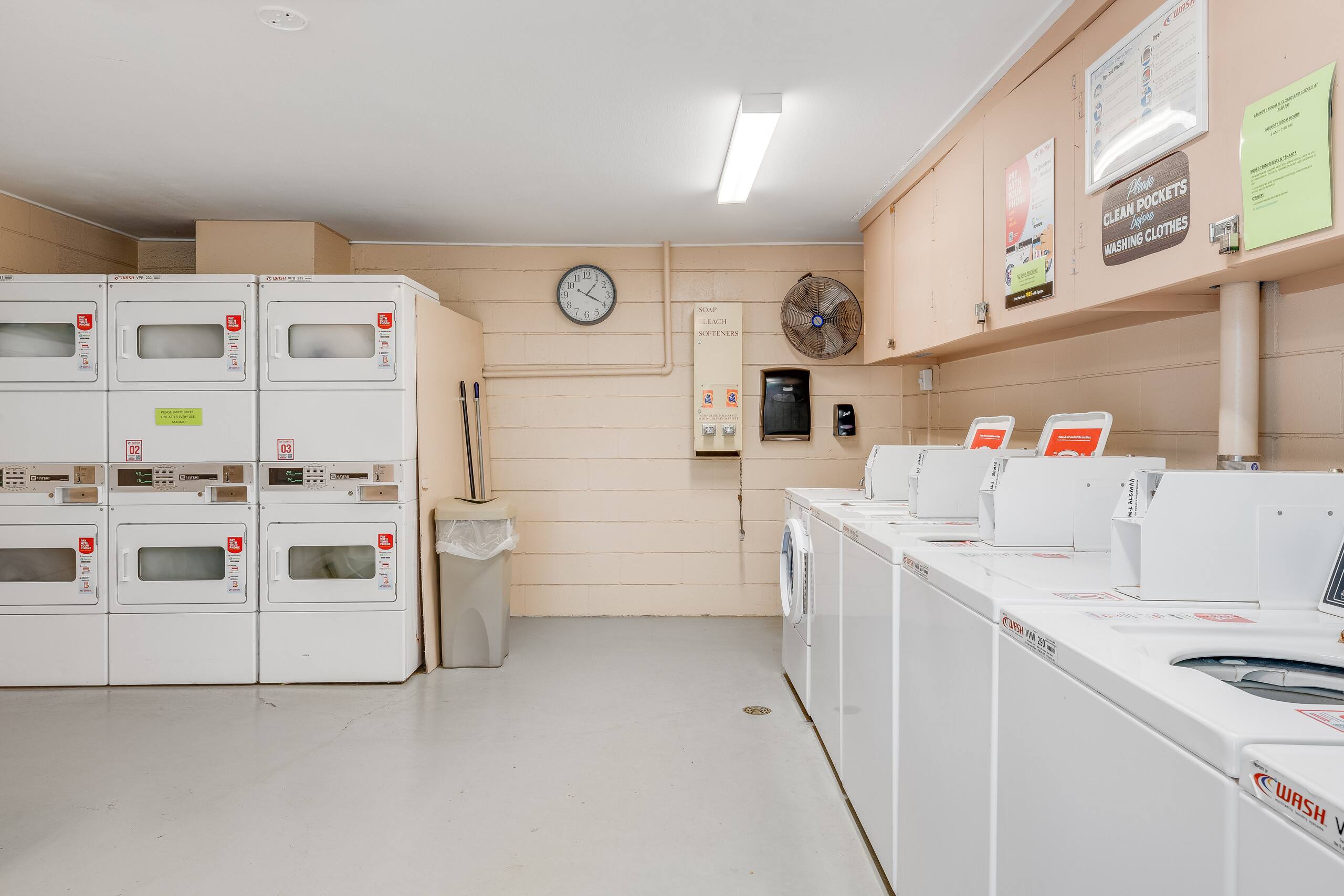 Condo in Lahaina · ★4.17 · 1 bedroom · 2 beds · 1 bath - Image 27