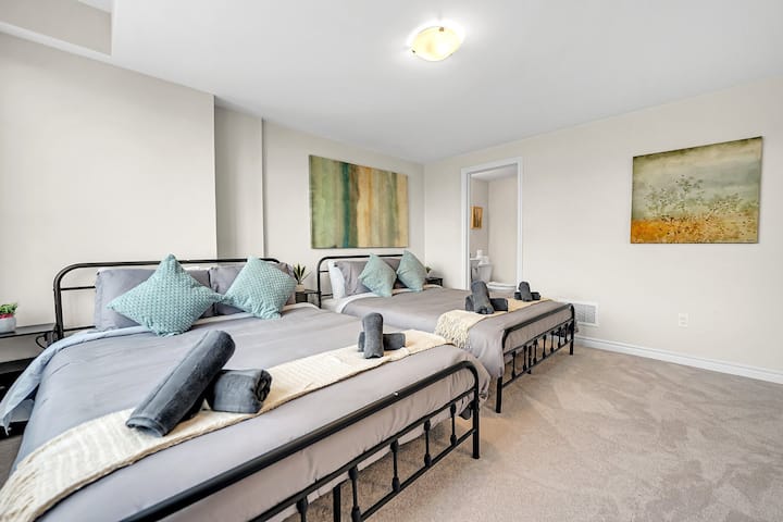 Დიდი მეორე ოთახი