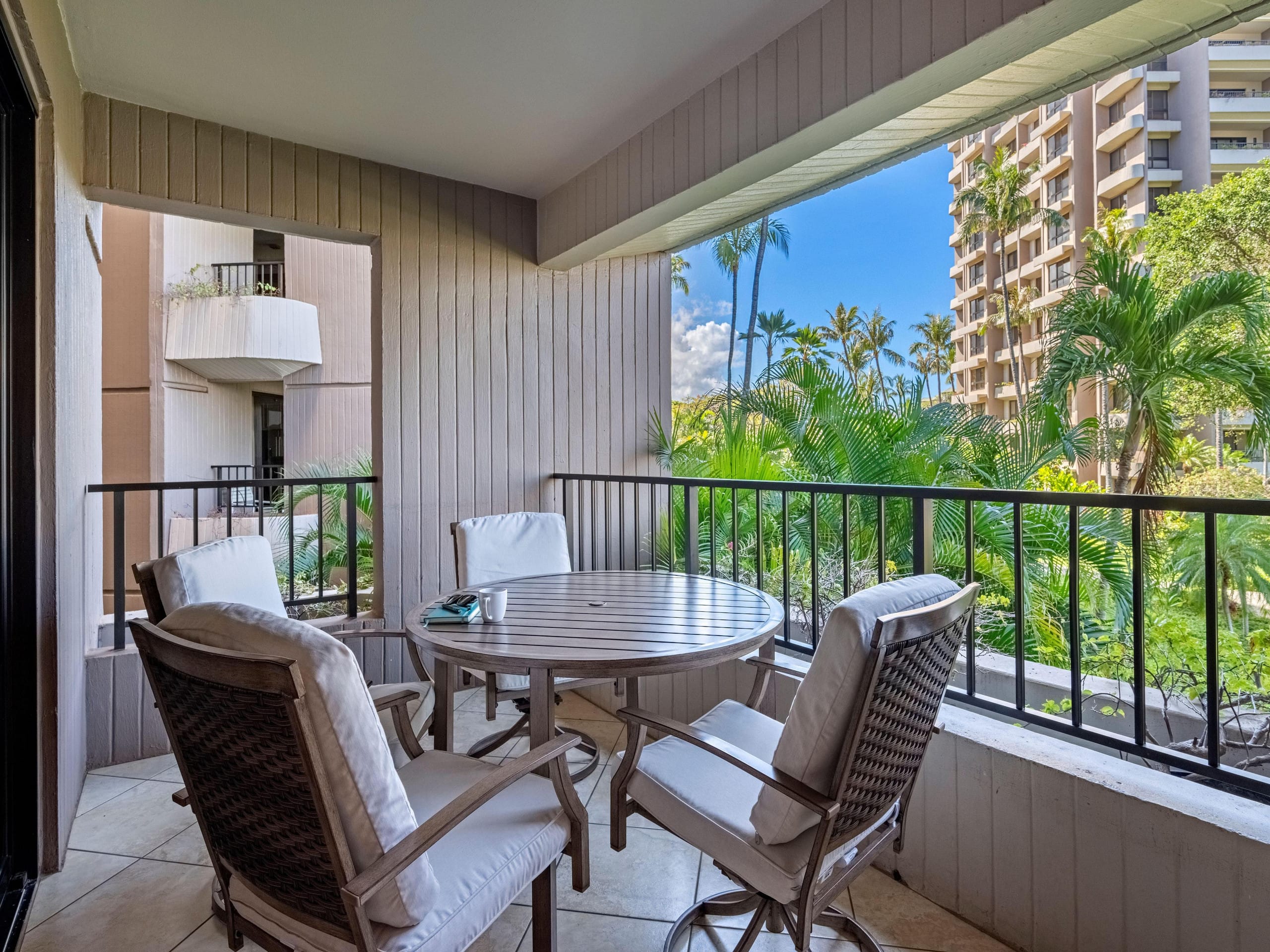 Sunset Moments & Ocean Views w/ Resort Amenities - Image 3