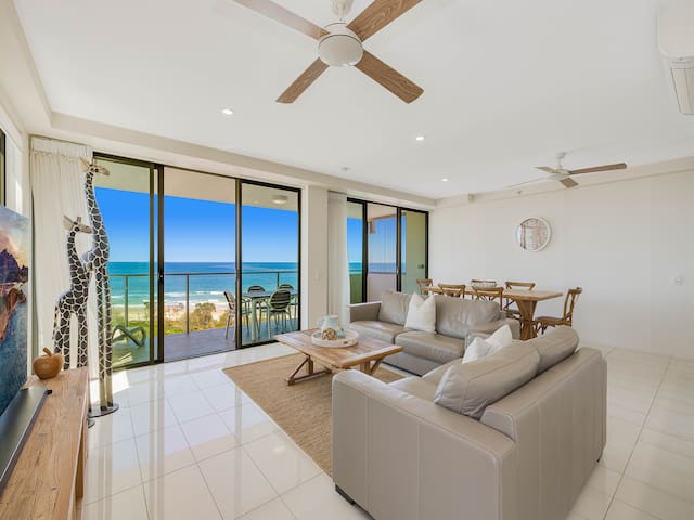 Superior High Floor Apartment with Ocean Views