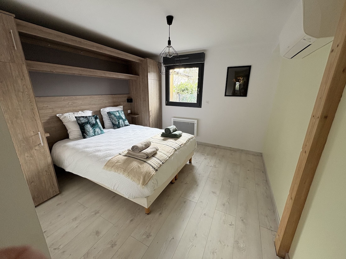 chumba chenye kiyoyozi 1