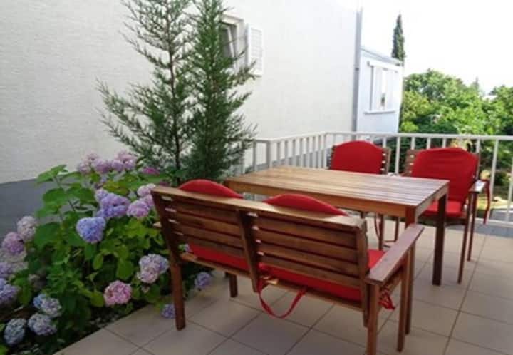 Appartement Vlado (10999-a2) - Njivice