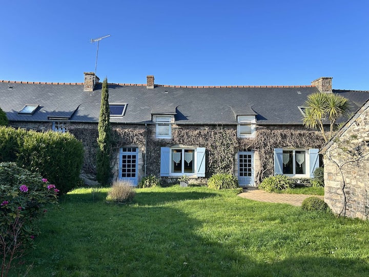 Maison à Saint-alban | 10 Personnes | Réf 1200 - Saint-Alban, Bretagne, France