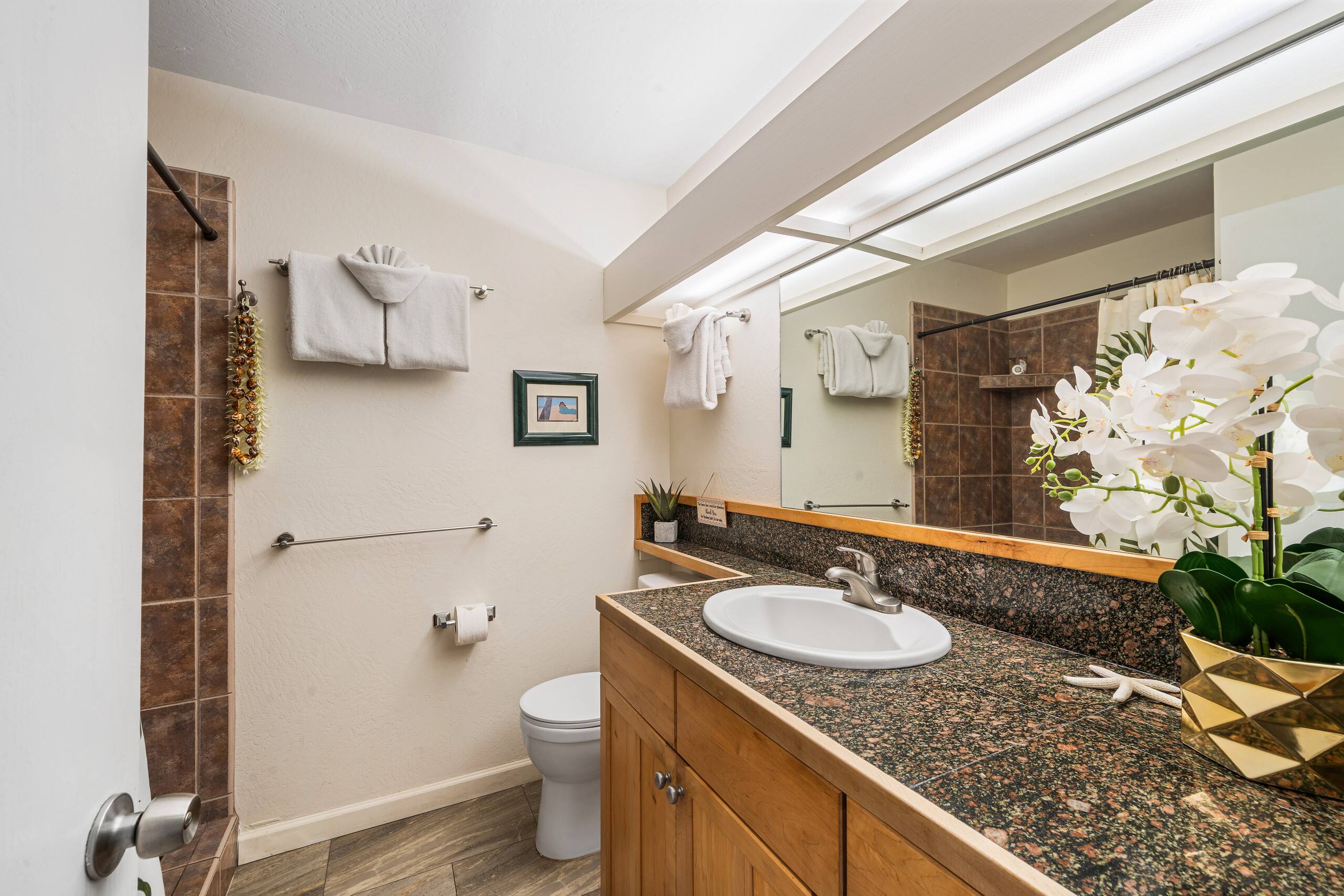 Condo in Kihei · ★4.86 · 1 bedroom · 2 beds · 1 bath - Image 25