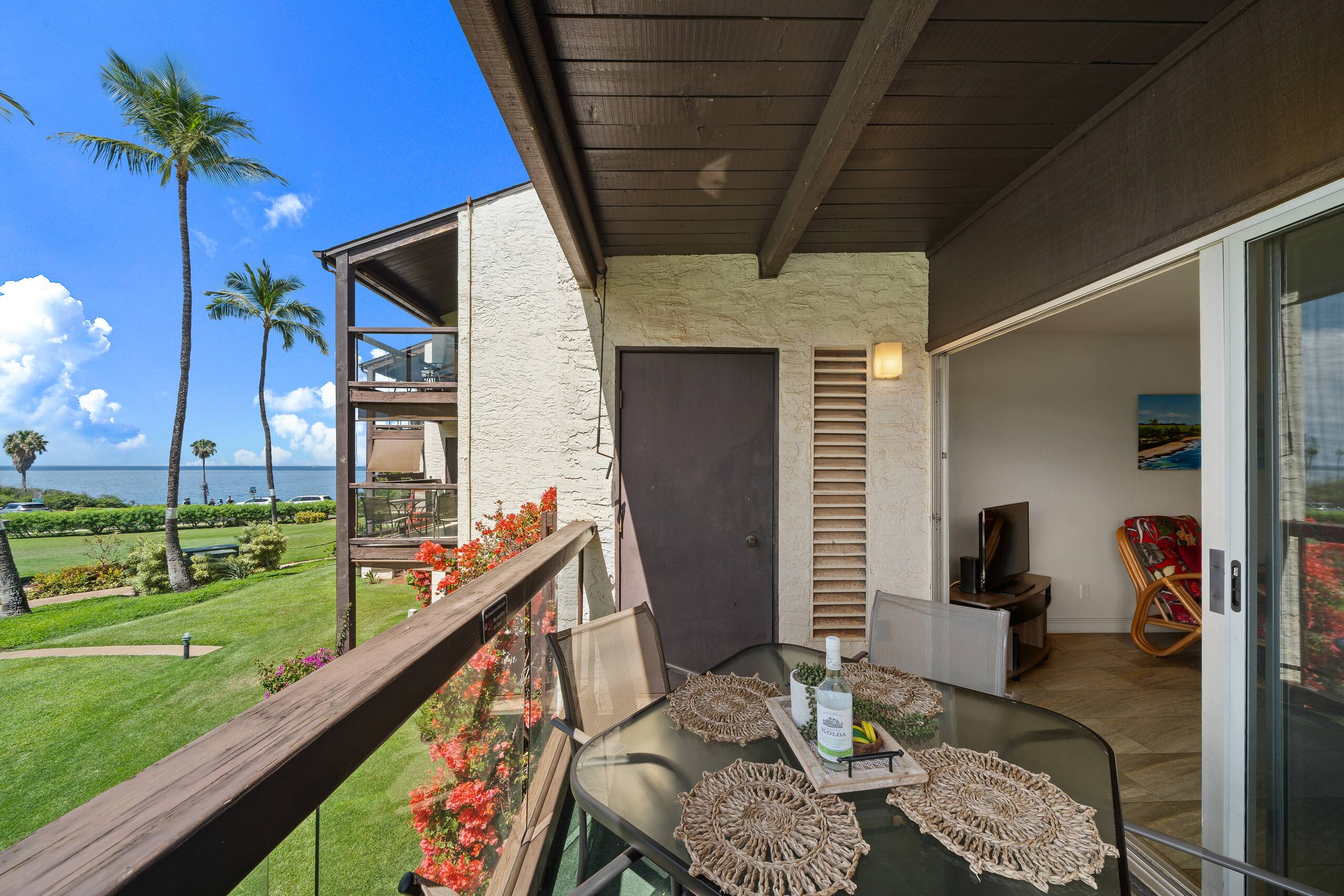 Condo in Kihei · ★4.86 · 1 bedroom · 2 beds · 1 bath - Image 38