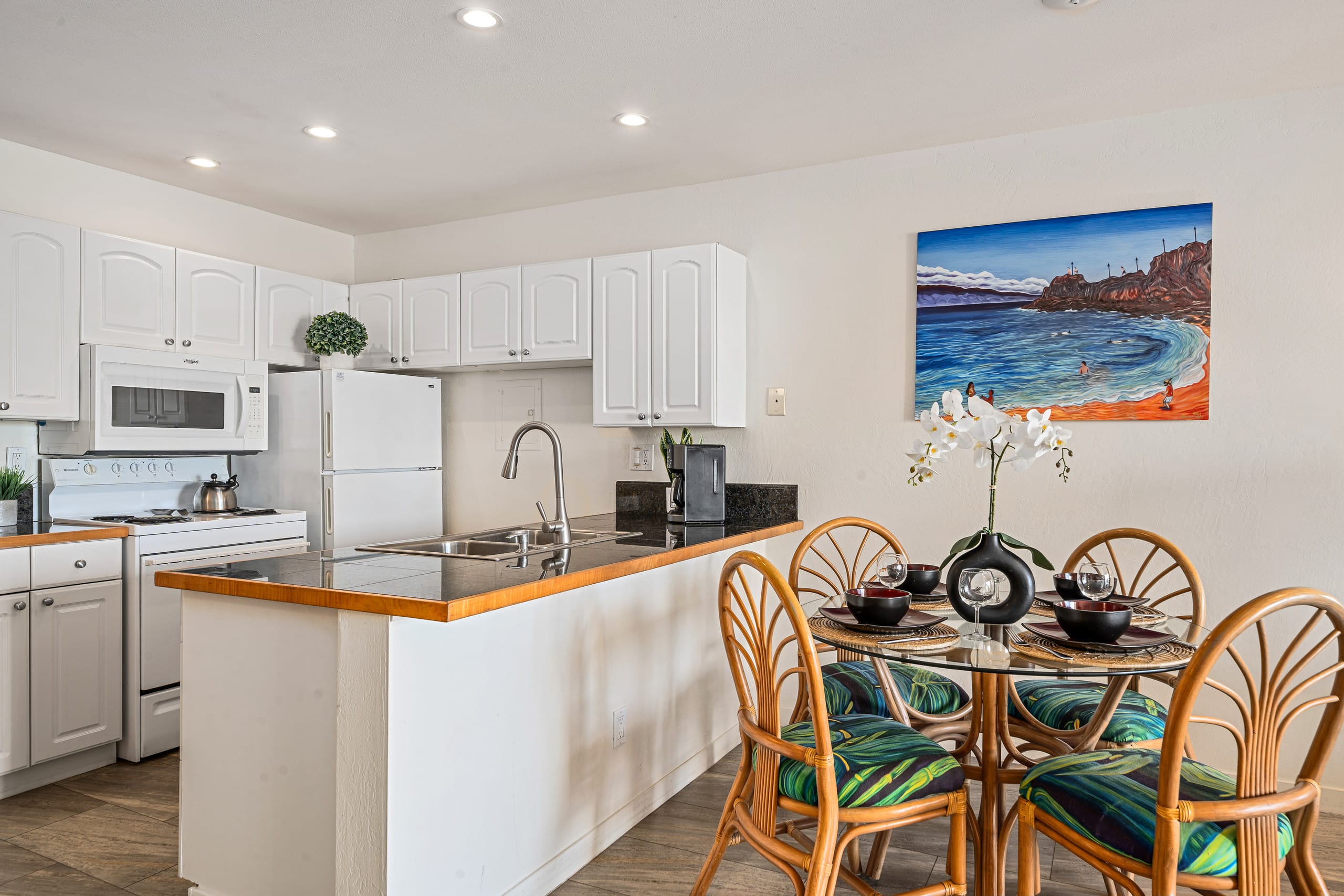 Condo in Kihei · ★4.86 · 1 bedroom · 2 beds · 1 bath - Image 15