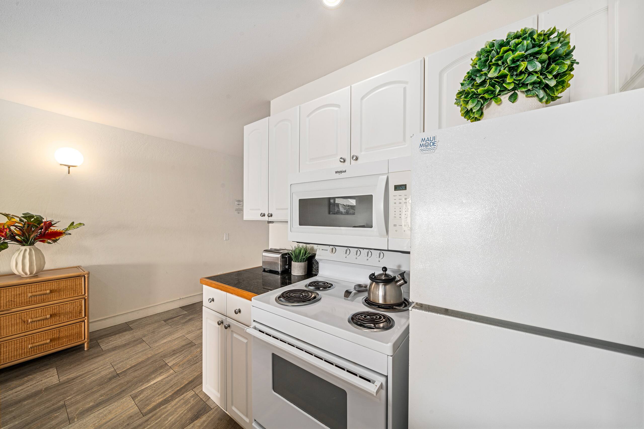 Condo in Kihei · ★4.86 · 1 bedroom · 2 beds · 1 bath - Image 12