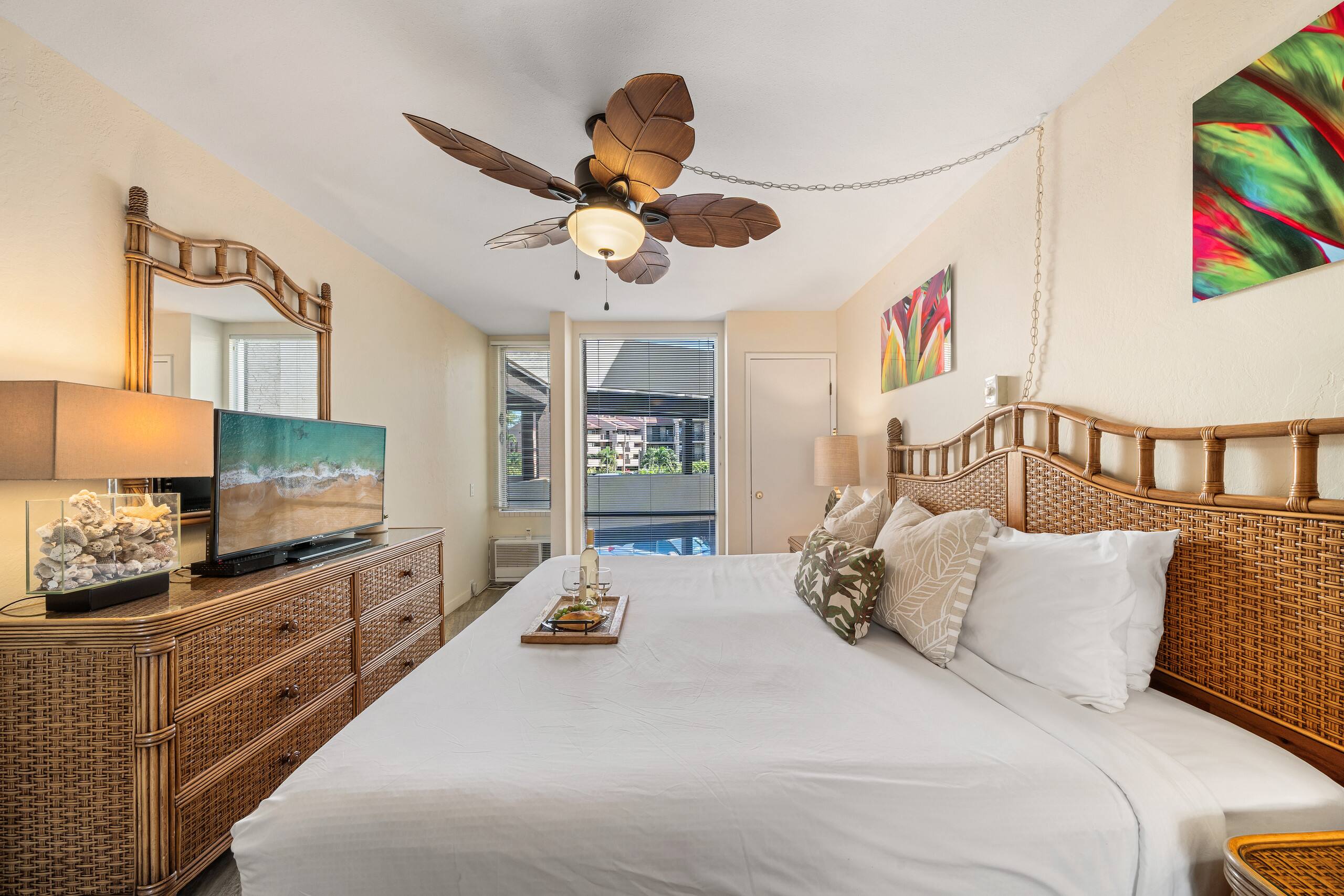 Condo in Kihei · ★4.86 · 1 bedroom · 2 beds · 1 bath - Image 19